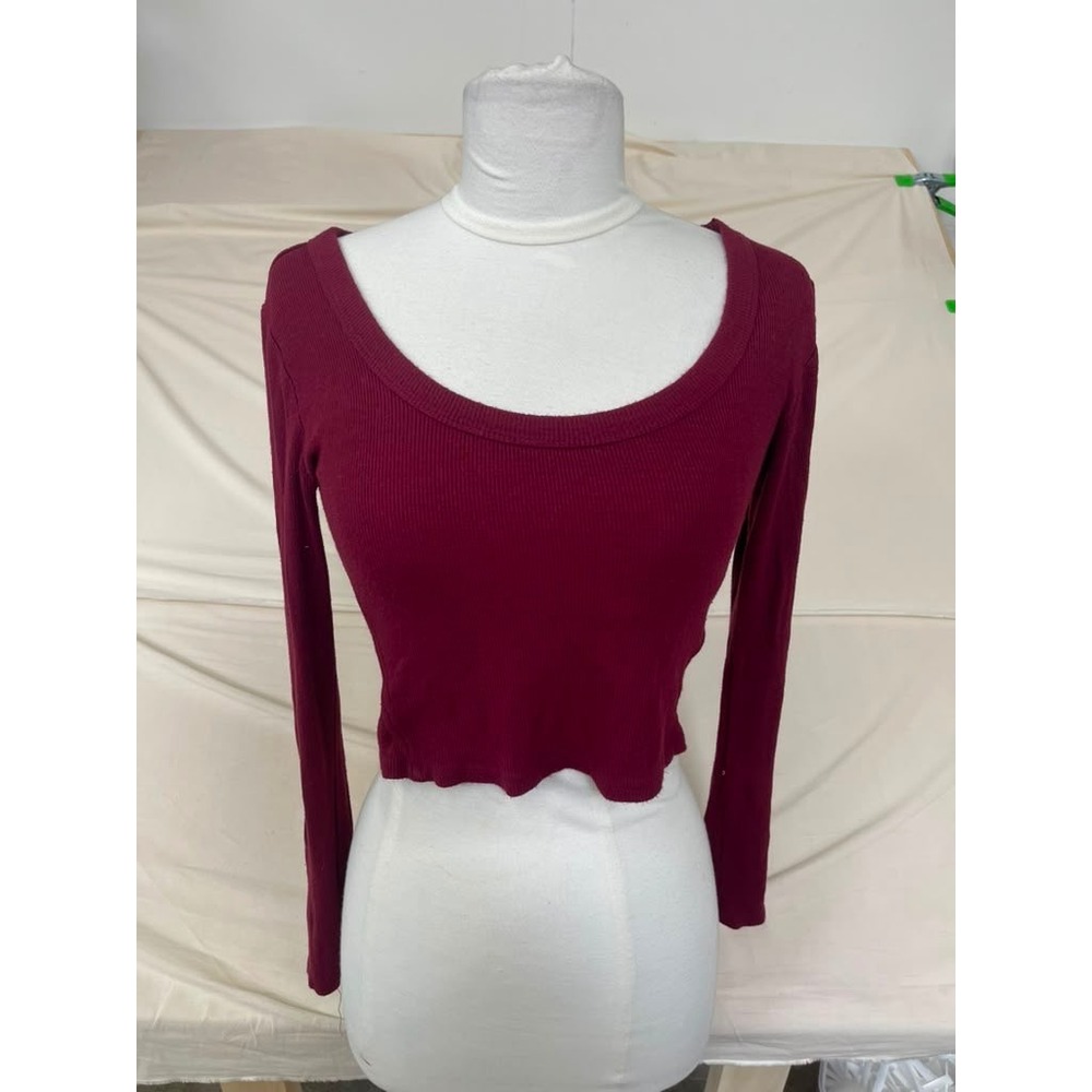 Universal Thread Womens Ribbed Scoop Neck Long Sleeve Crop Top Burgundy XS‎